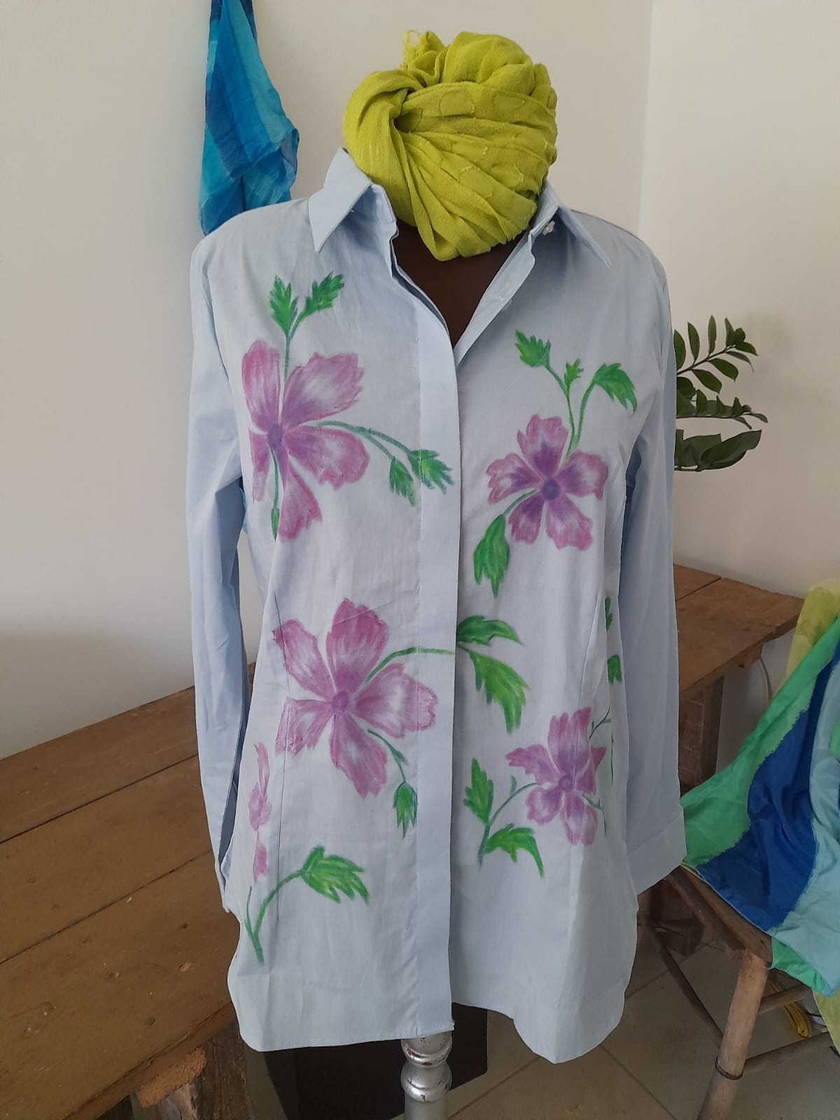 Ръчно рисувана риза