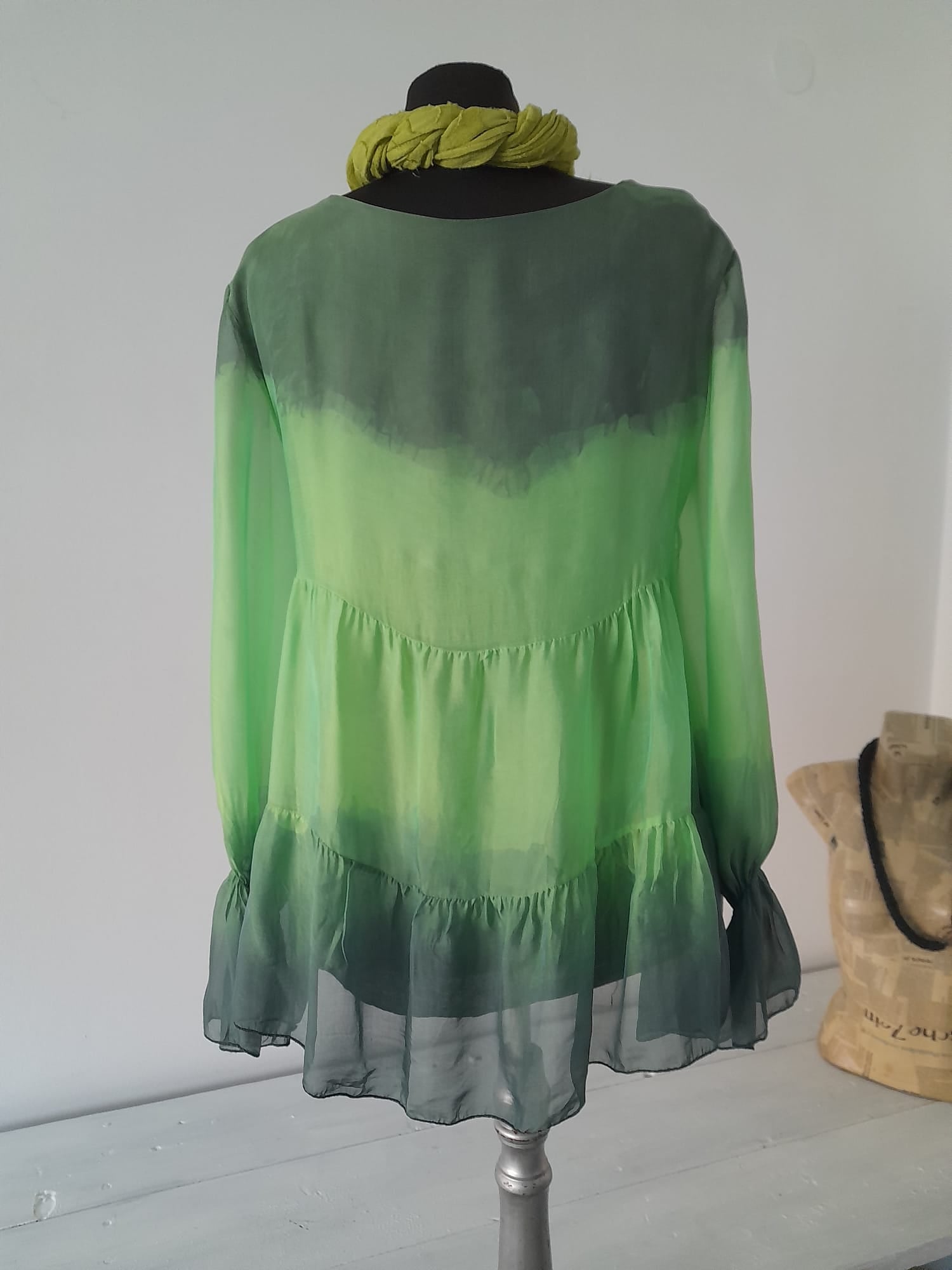 Блуза от естествена коприна