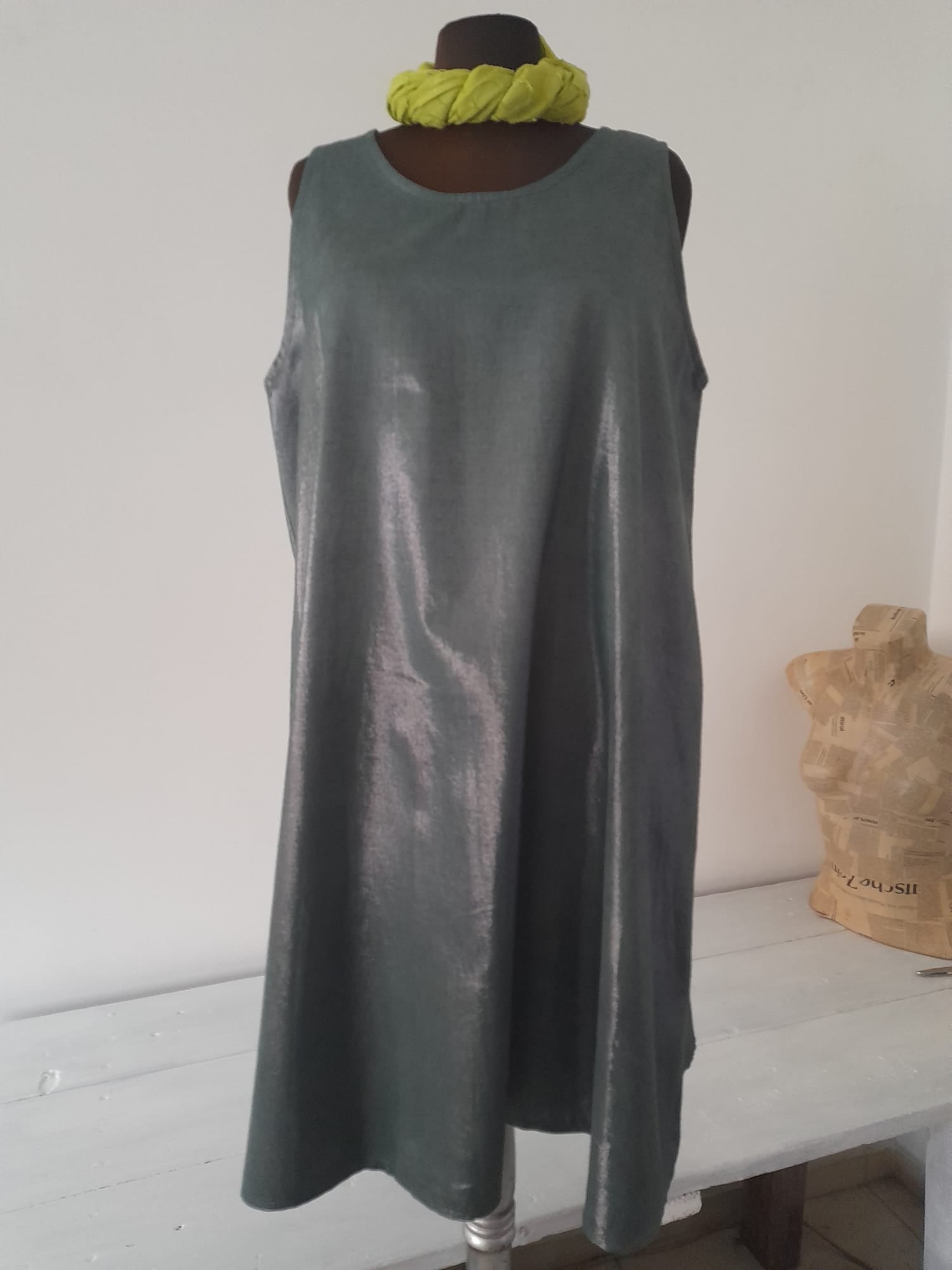 Ръчно багрена рокля