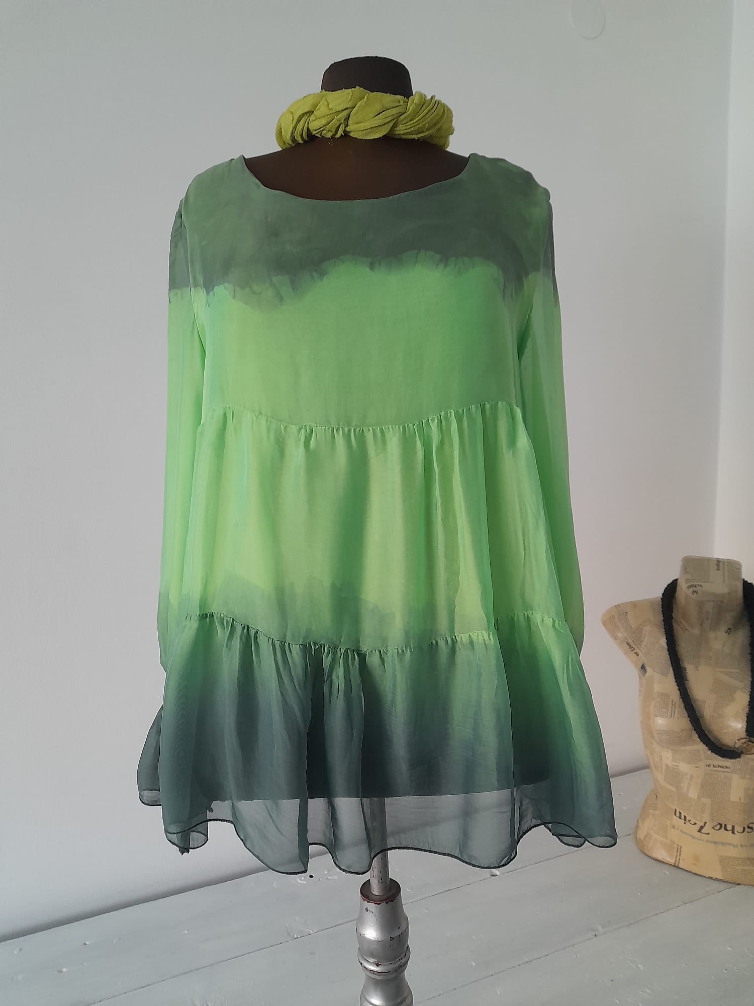 Блуза от естествена коприна